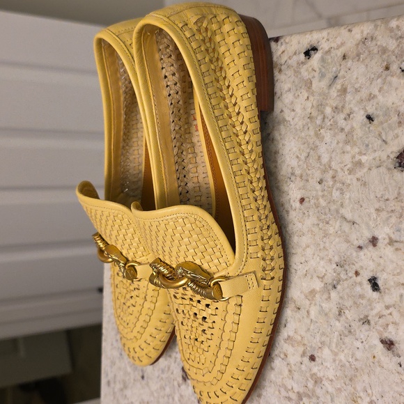Tory Burch Yellow Woven Flats with Gold Detail - Picture 2 of 9
